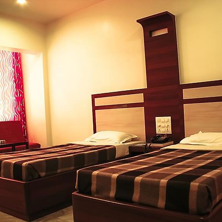 Hotel Supreme Madurai Buitenkant foto