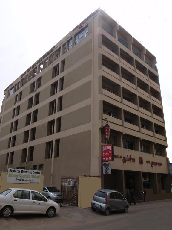 Hotel Supreme Madurai Buitenkant foto