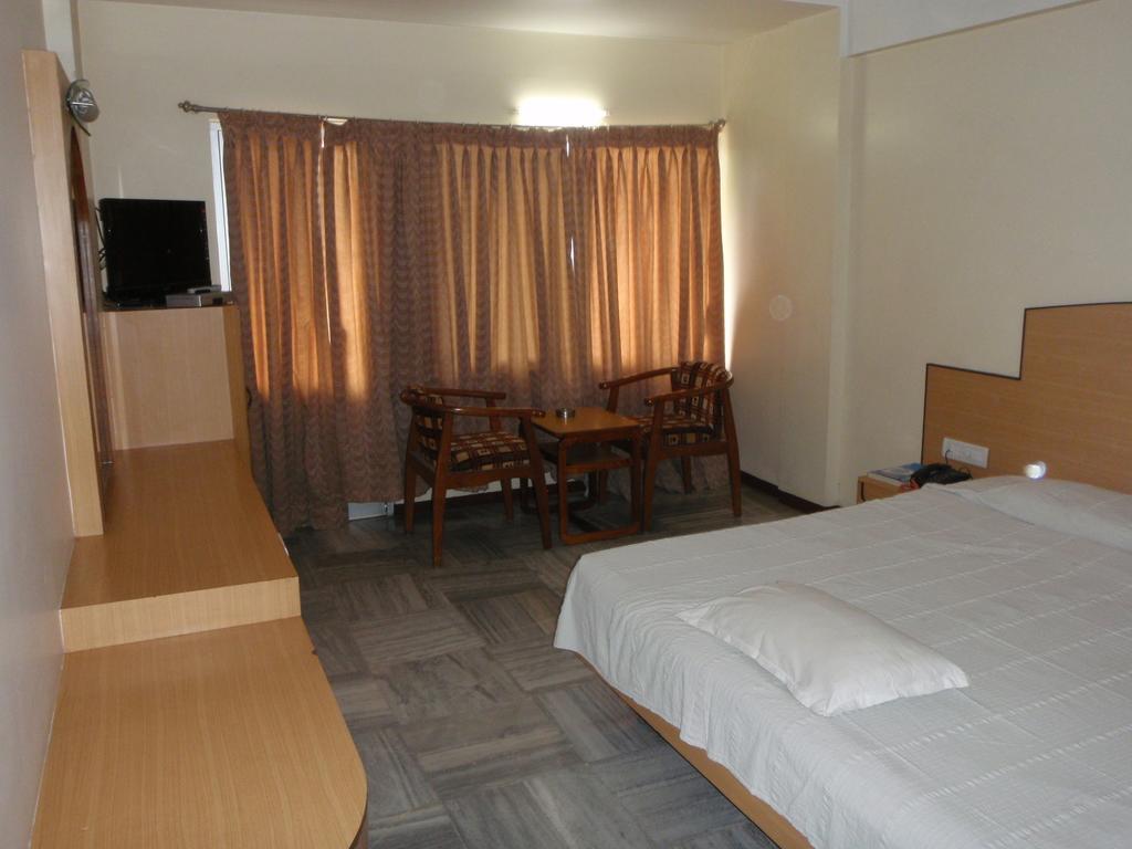 Hotel Supreme Madurai Kamer foto