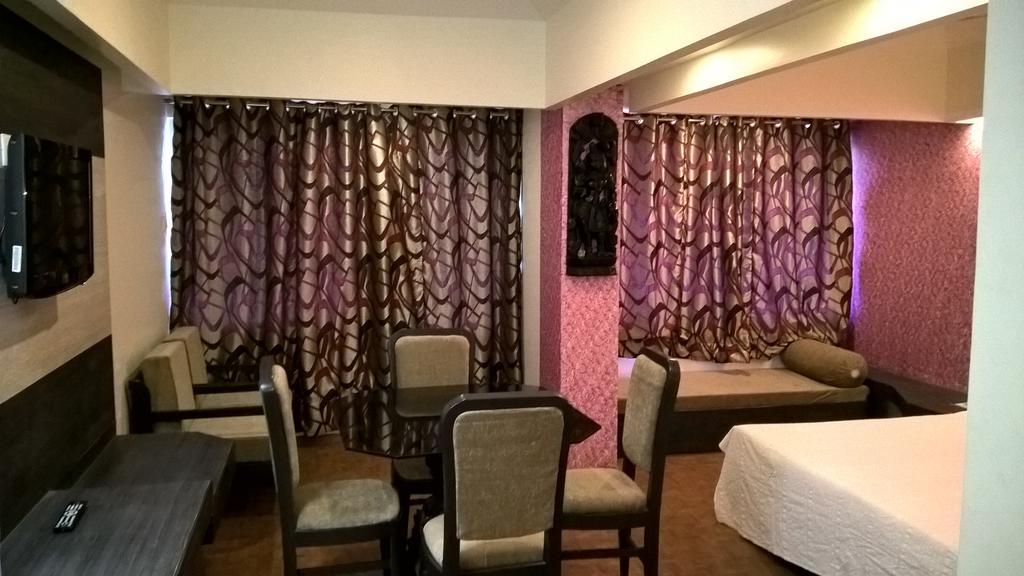Hotel Supreme Madurai Buitenkant foto